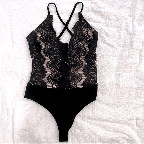 Windsor Tops - Windsor Eyelash Lace Bodysuit